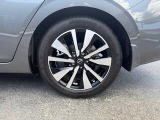 2025 Nissan Sentra SV 4dr Sedan