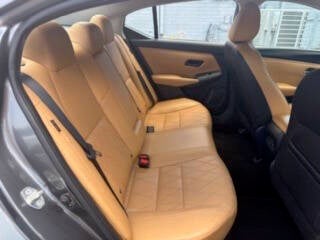 2025 Nissan Sentra SV 4dr Sedan