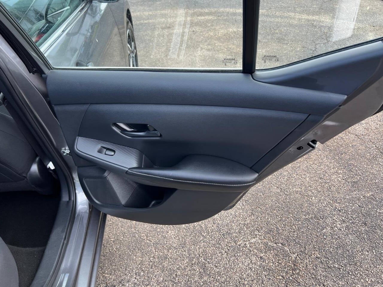 2025 Nissan Sentra SV 4dr Sedan