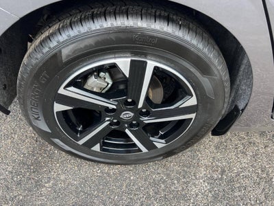 2025 Nissan Sentra SV 4dr Sedan