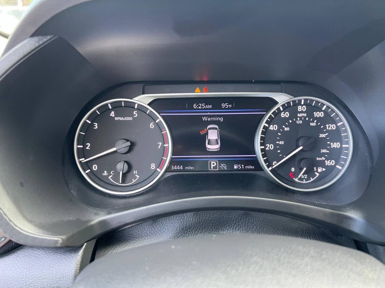 2025 Nissan Sentra SV 4dr Sedan