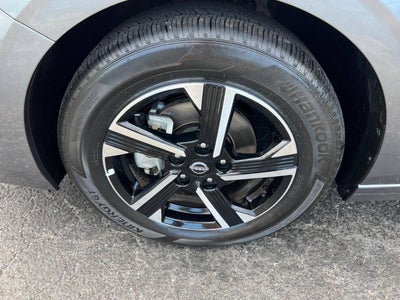 2025 Nissan Sentra SV 4dr Sedan