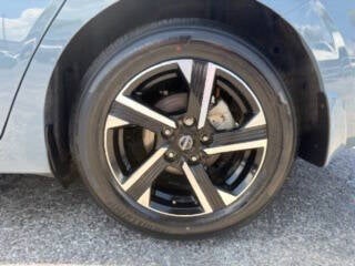 2025 Nissan Sentra SV 4dr Sedan