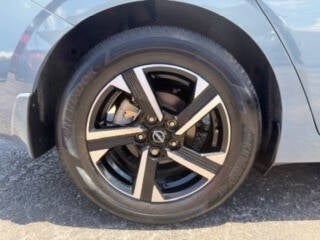 2025 Nissan Sentra SV 4dr Sedan