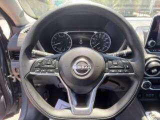 2025 Nissan Sentra SV 4dr Sedan