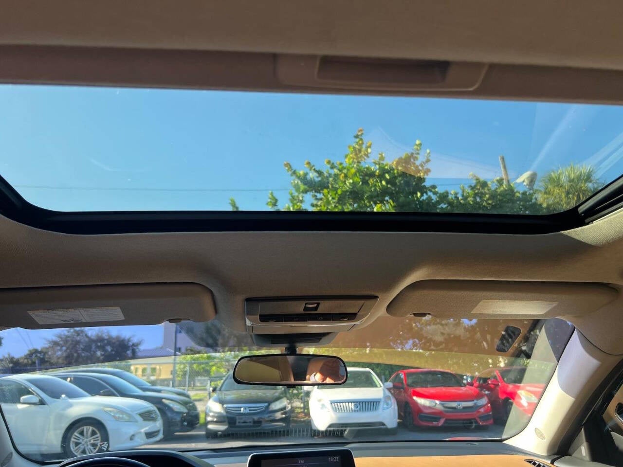 2021 Nissan Sentra SV 4dr Sedan