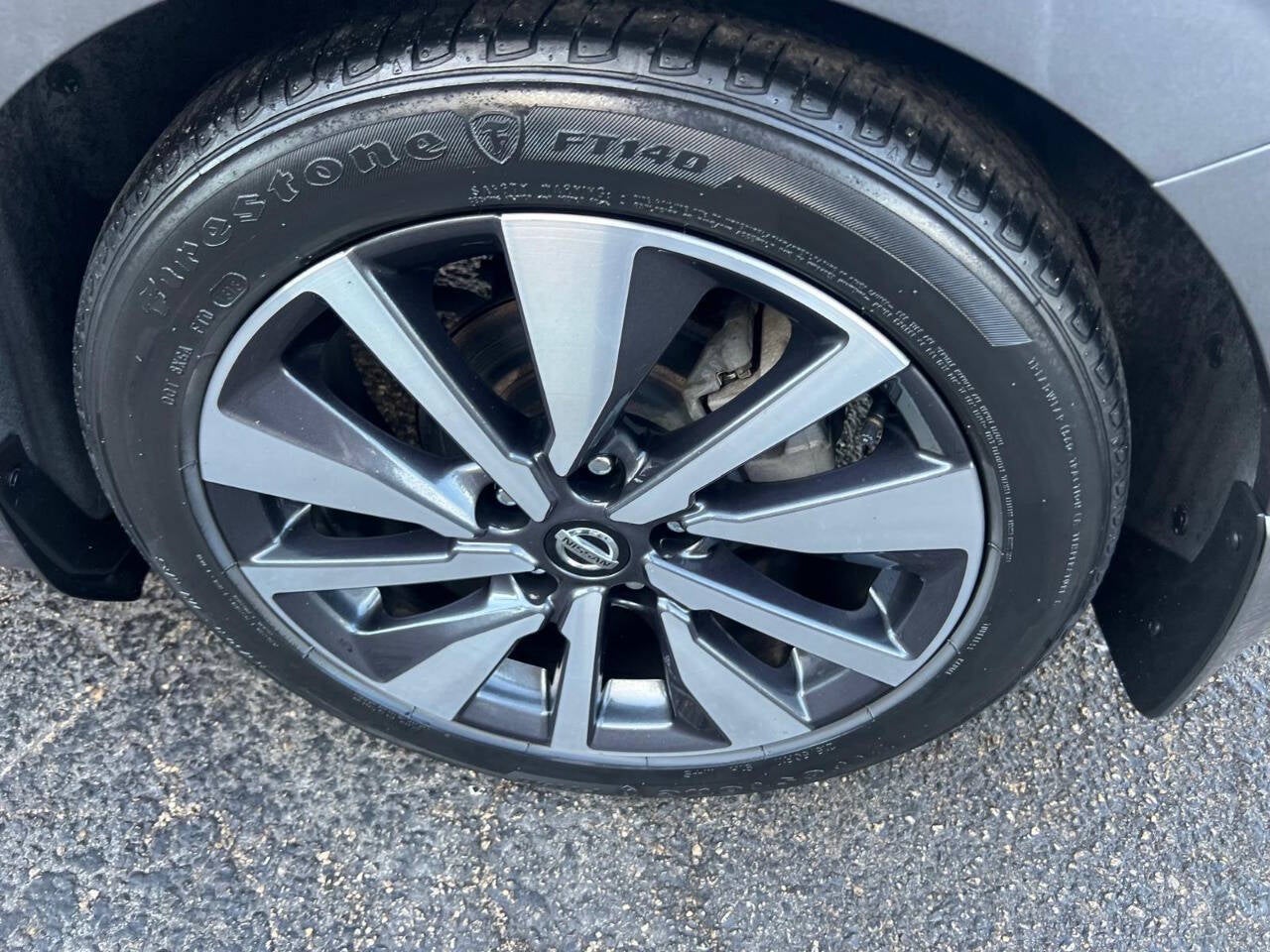 2021 Nissan Sentra SV 4dr Sedan