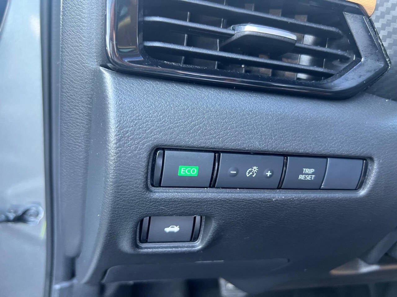 2021 Nissan Sentra SV 4dr Sedan