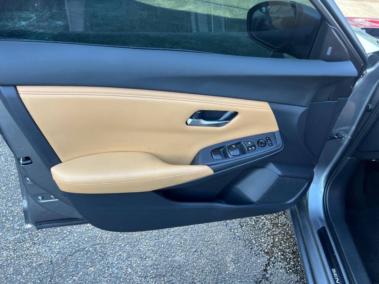 2021 Nissan Sentra SV 4dr Sedan