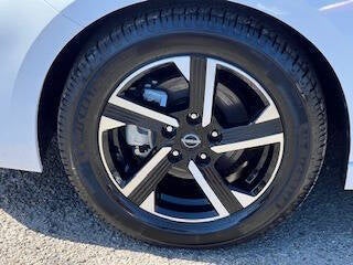 2024 Nissan Sentra SV 4dr Sedan