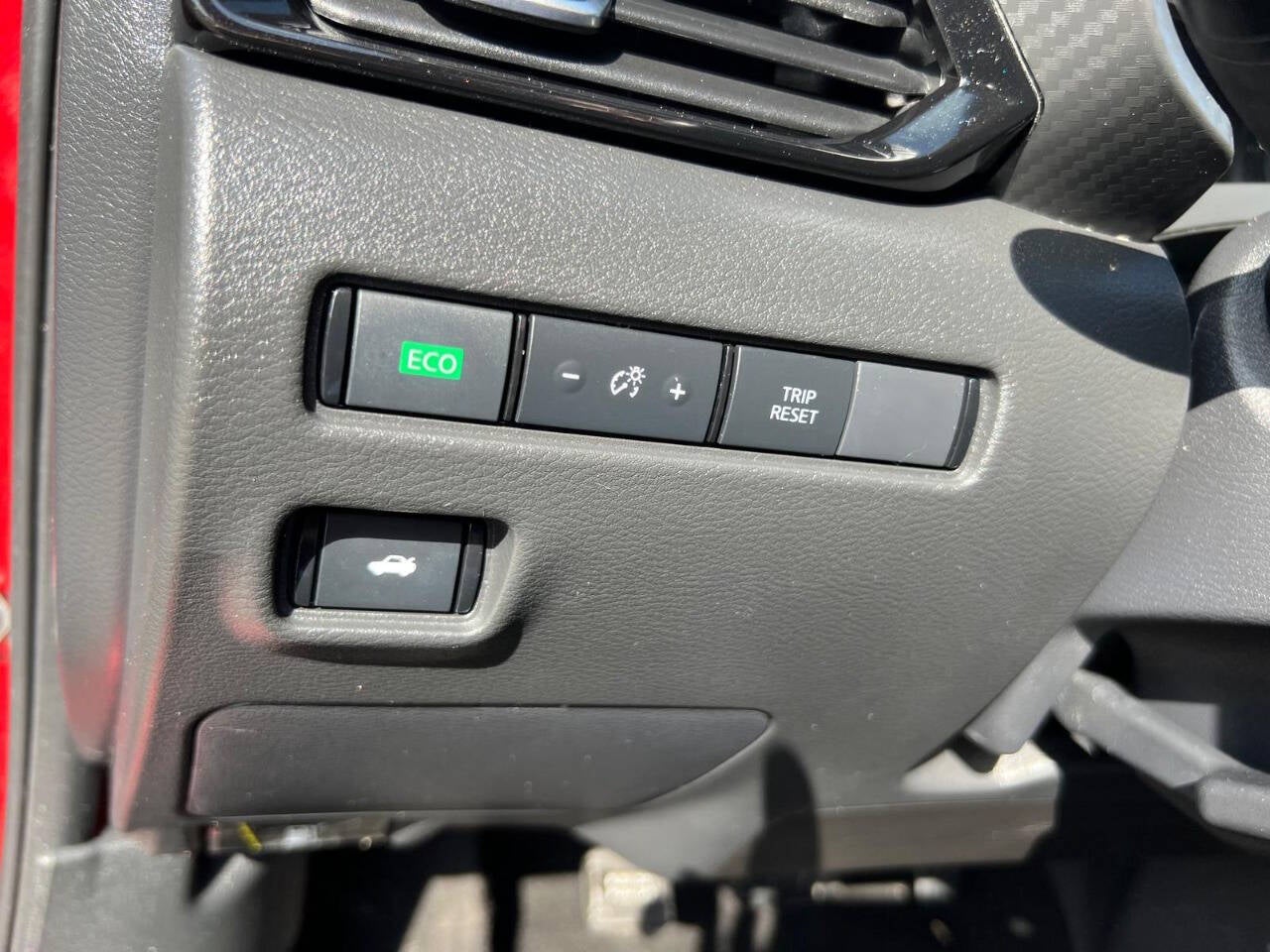 2025 Nissan Sentra SV 4dr Sedan