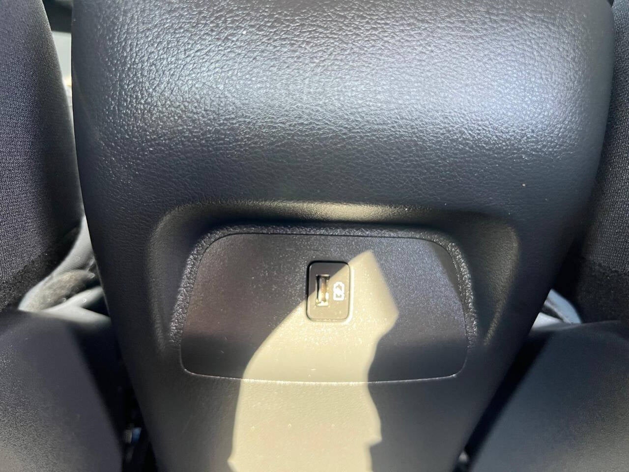 2025 Nissan Sentra SV 4dr Sedan