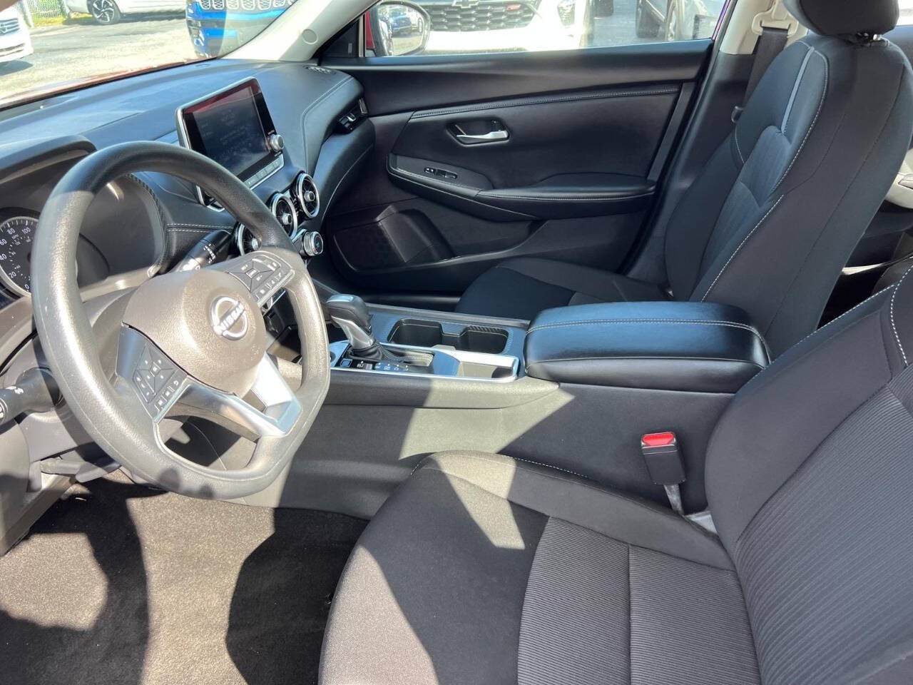 2025 Nissan Sentra SV 4dr Sedan