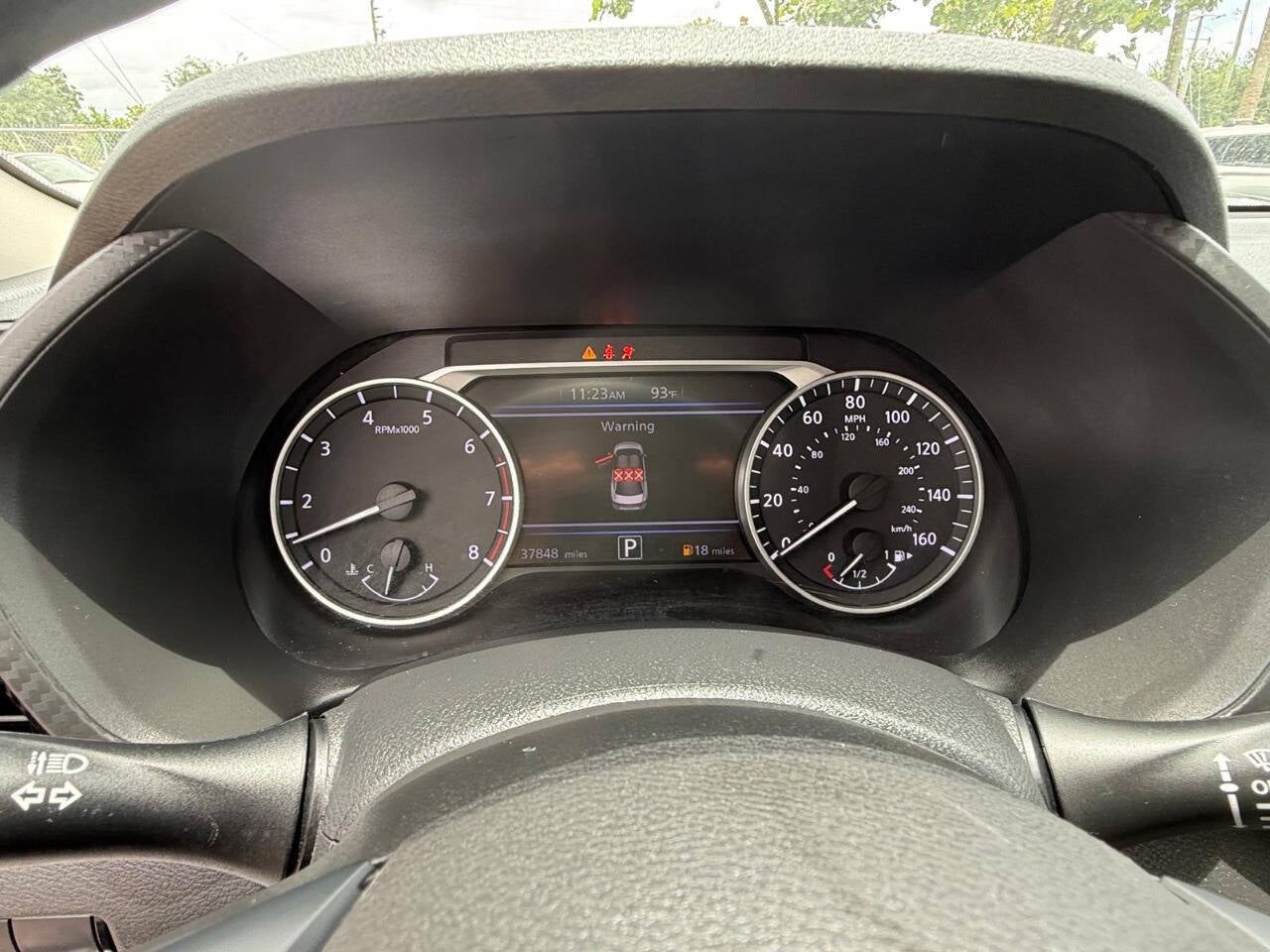 2025 Nissan Sentra SV 4dr Sedan