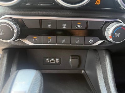2023 Nissan Sentra SV 4dr Sedan