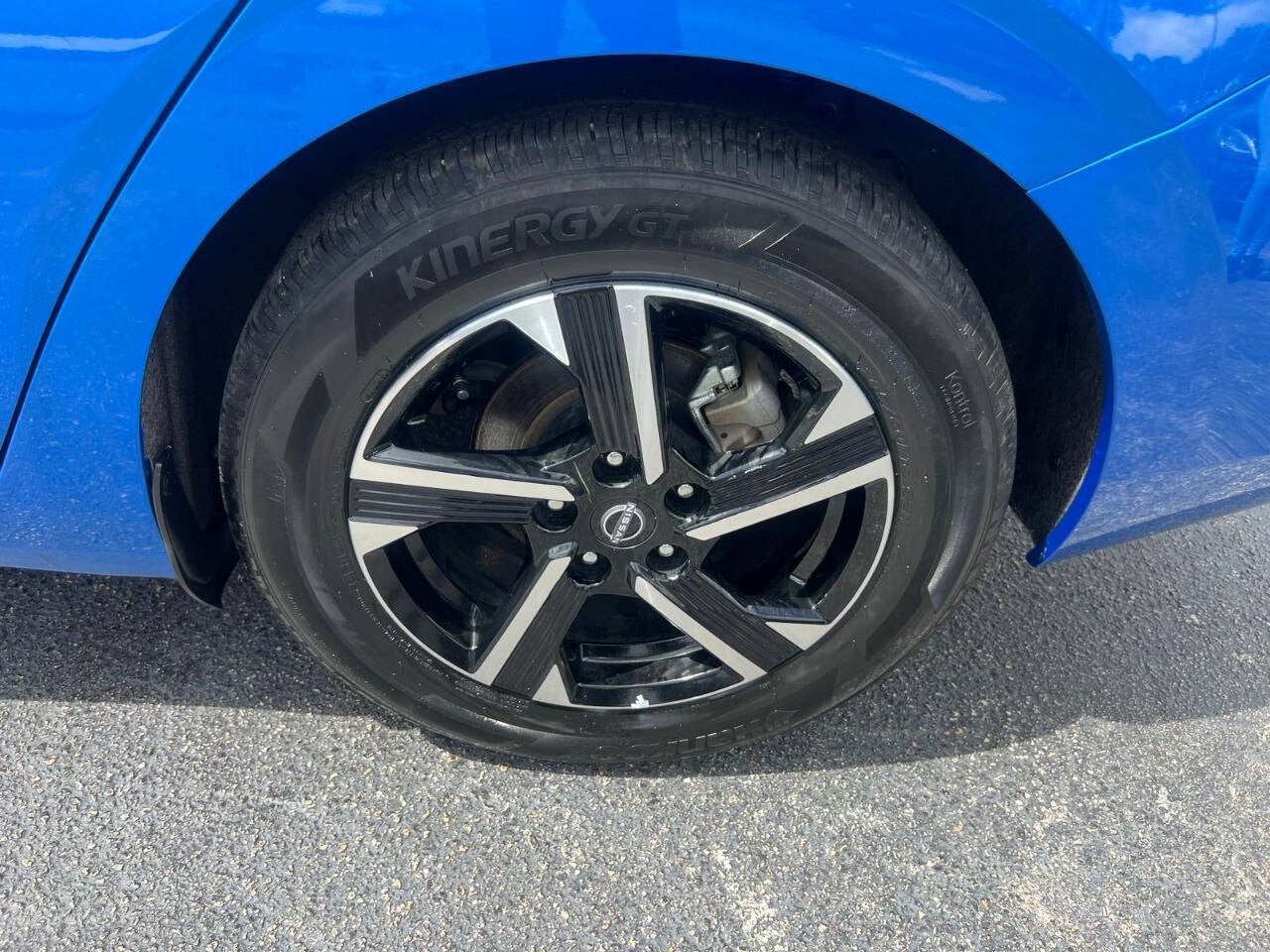 2025 Nissan Sentra SV 4dr Sedan