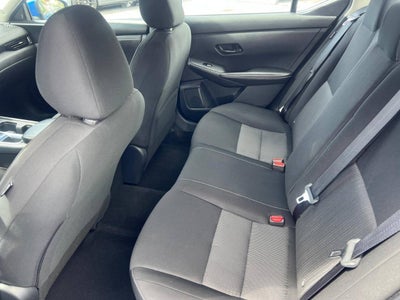 2025 Nissan Sentra SV 4dr Sedan