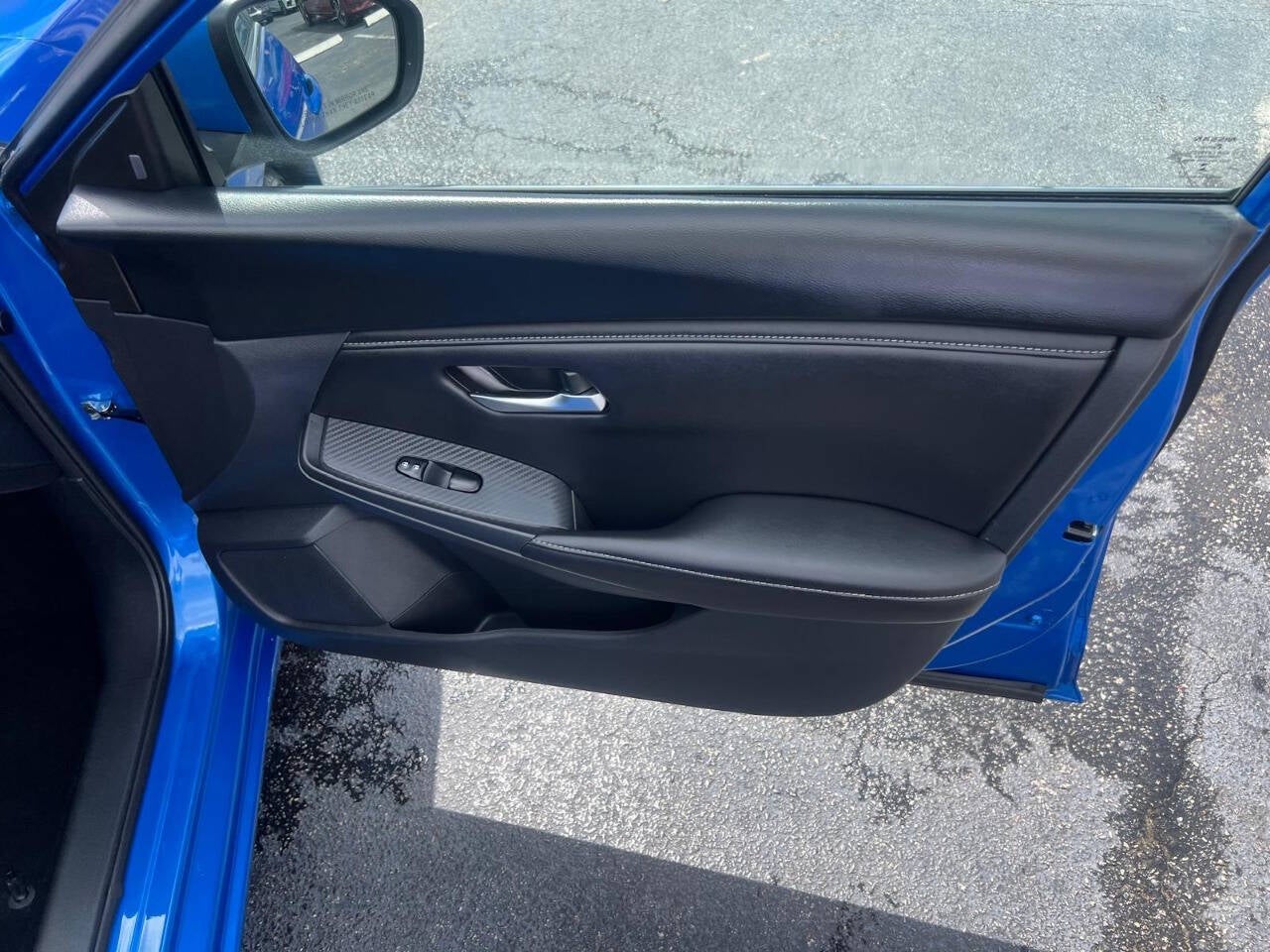 2025 Nissan Sentra SV 4dr Sedan