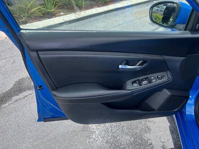 2025 Nissan Sentra SV 4dr Sedan