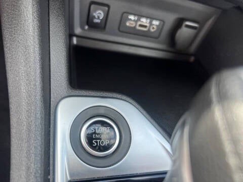 2025 Nissan Sentra SV 4dr Sedan