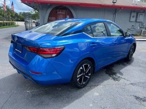 2025 Nissan Sentra SV 4dr Sedan