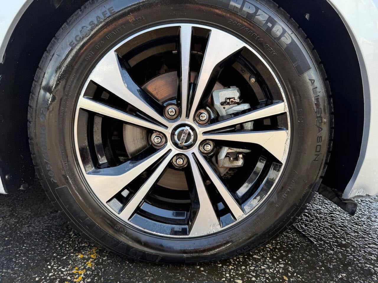 2022 Nissan Sentra SV 4dr Sedan