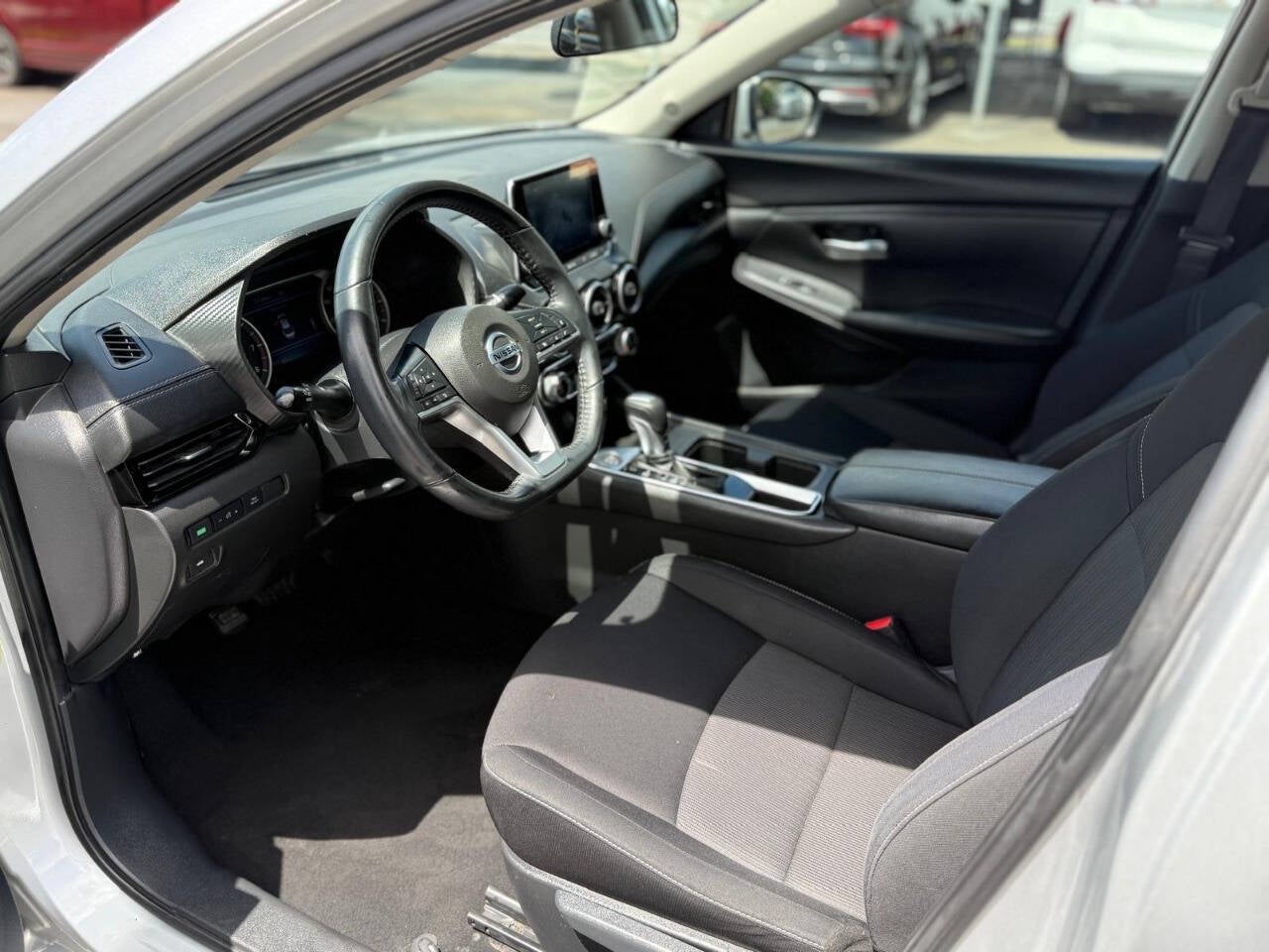 2022 Nissan Sentra SV 4dr Sedan