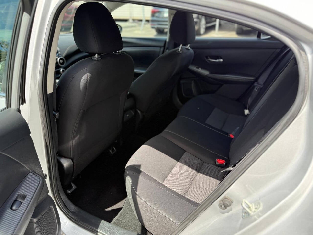 2022 Nissan Sentra SV 4dr Sedan