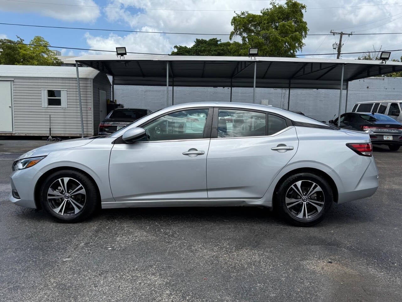 2022 Nissan Sentra SV 4dr Sedan