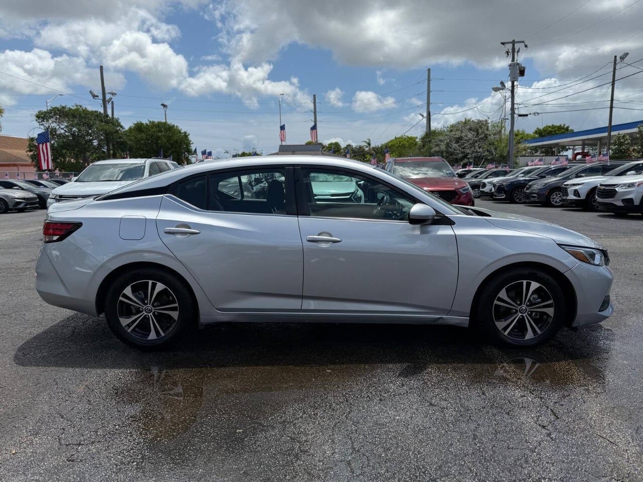 2022 Nissan Sentra SV 4dr Sedan
