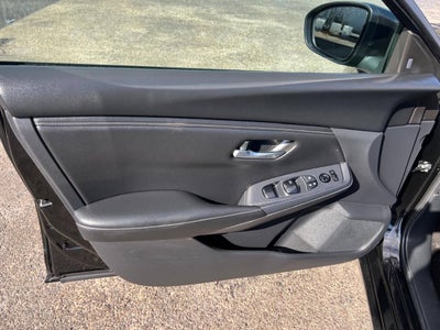 2025 Nissan Sentra SV 4dr Sedan