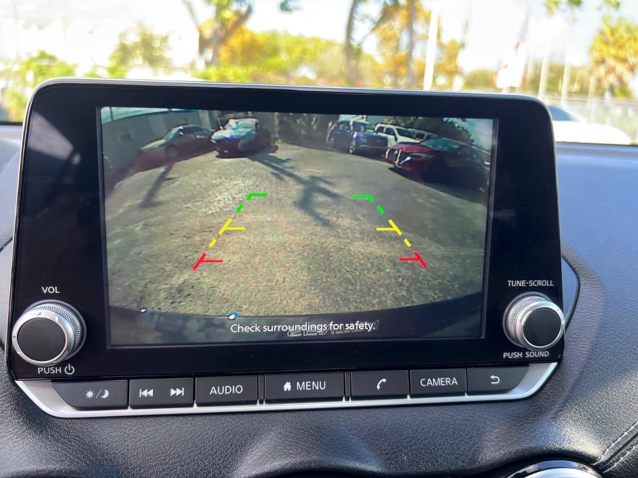 2025 Nissan Sentra SV 4dr Sedan