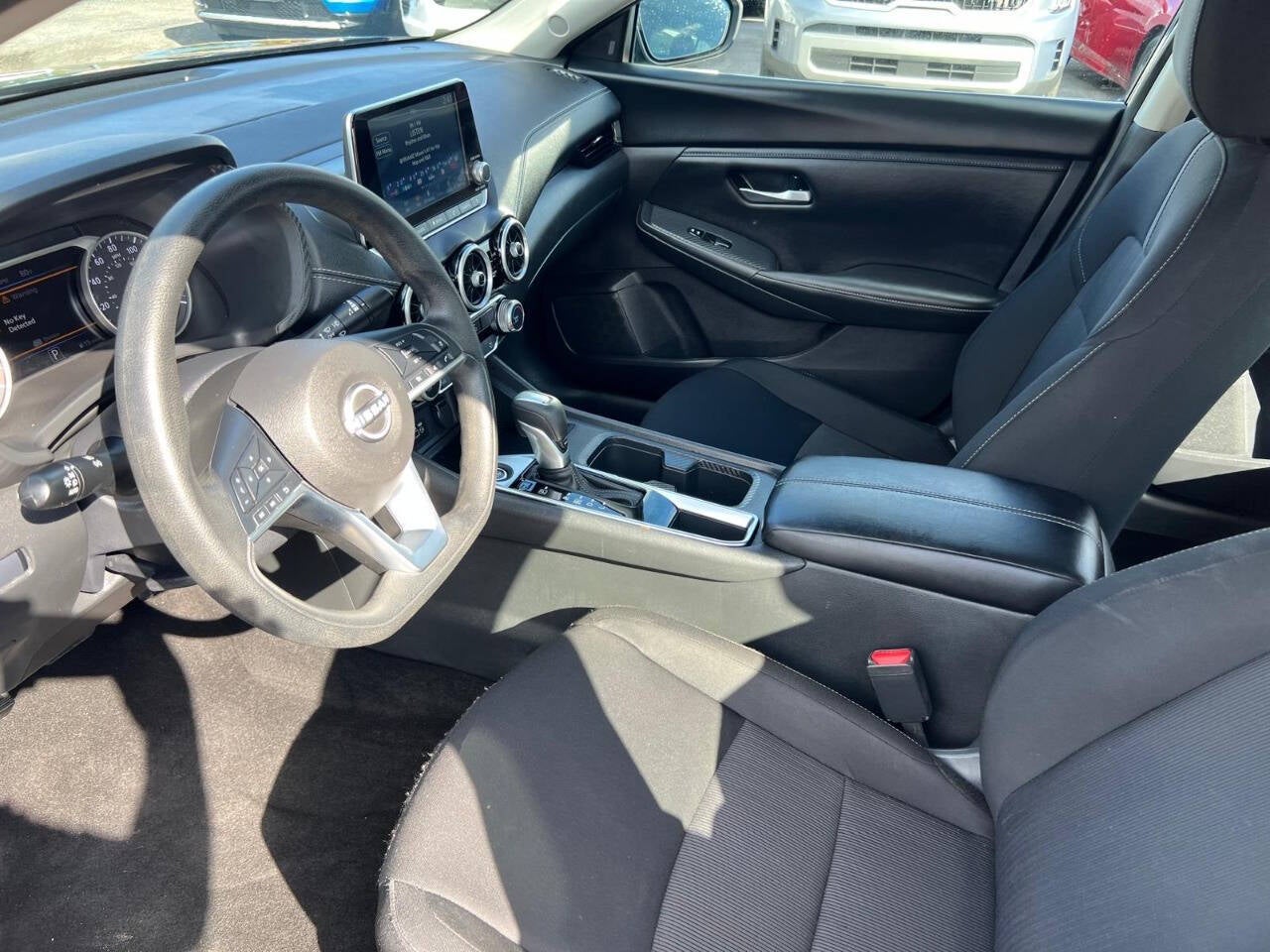 2025 Nissan Sentra SV 4dr Sedan