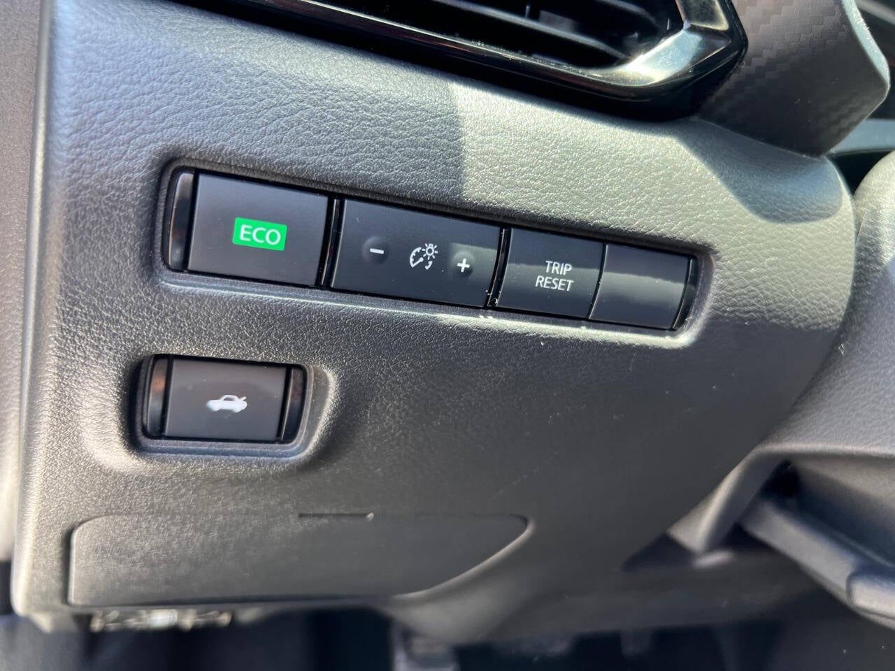 2021 Nissan Sentra SV 4dr Sedan