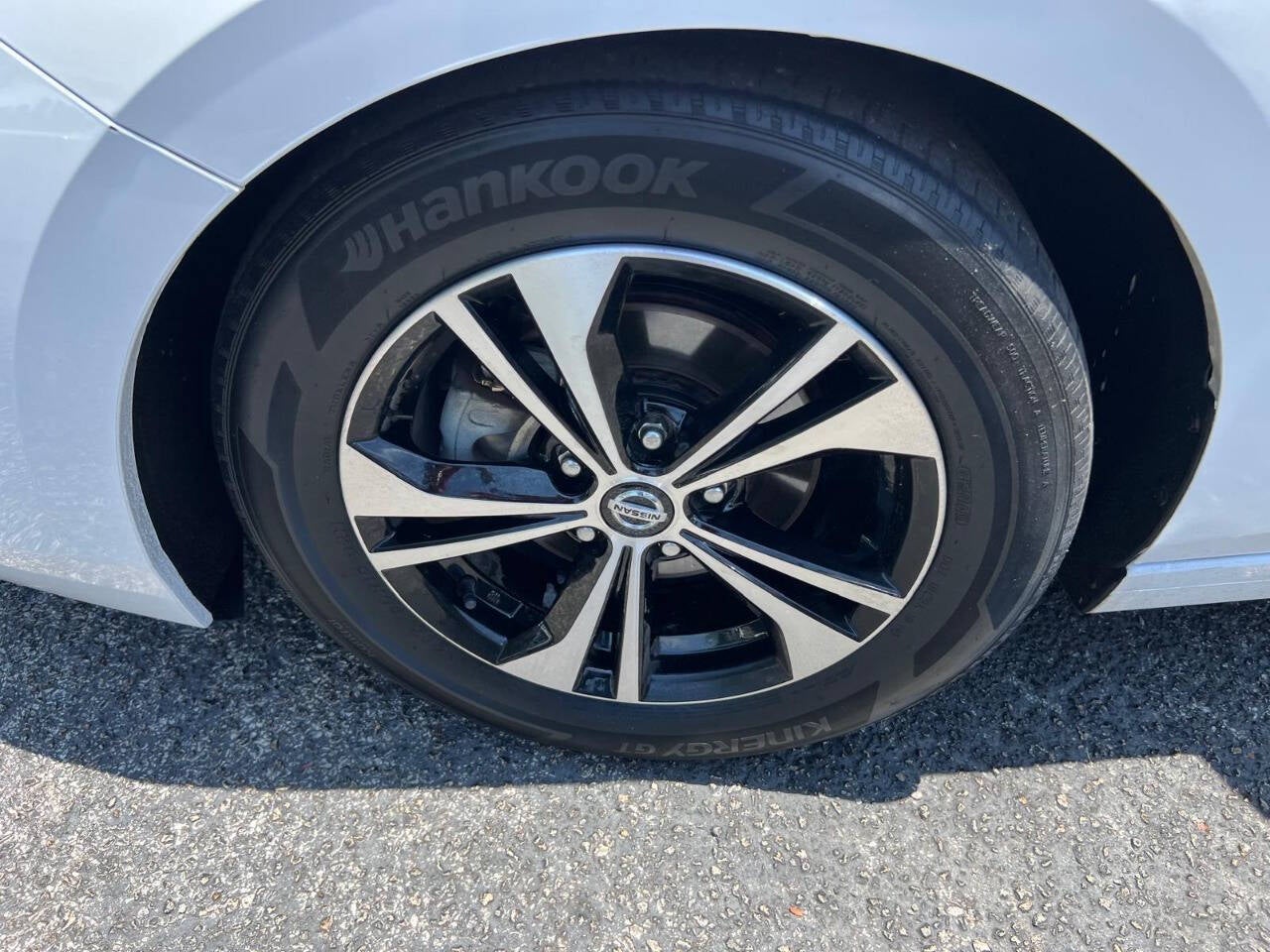 2021 Nissan Sentra SV 4dr Sedan