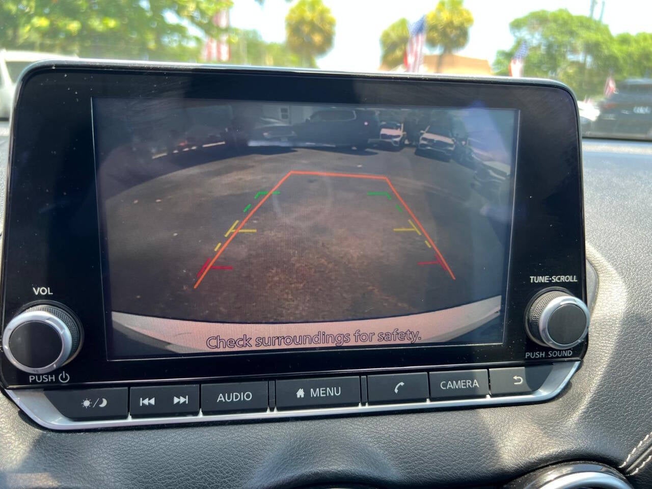 2021 Nissan Sentra SV 4dr Sedan