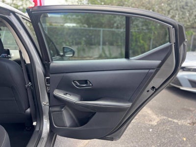 2024 Nissan Sentra SV 4dr Sedan