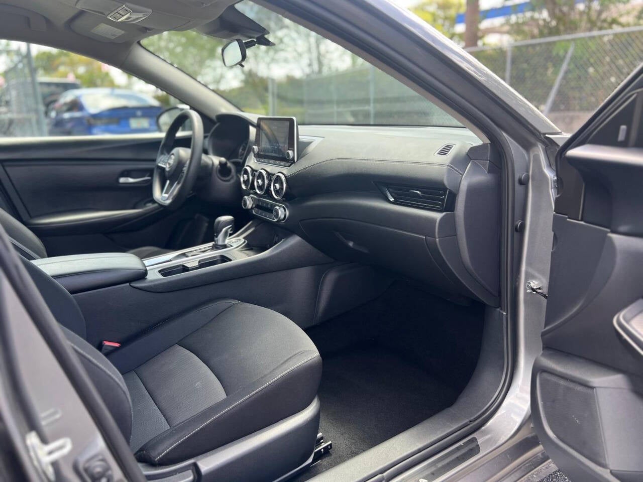 2024 Nissan Sentra SV 4dr Sedan