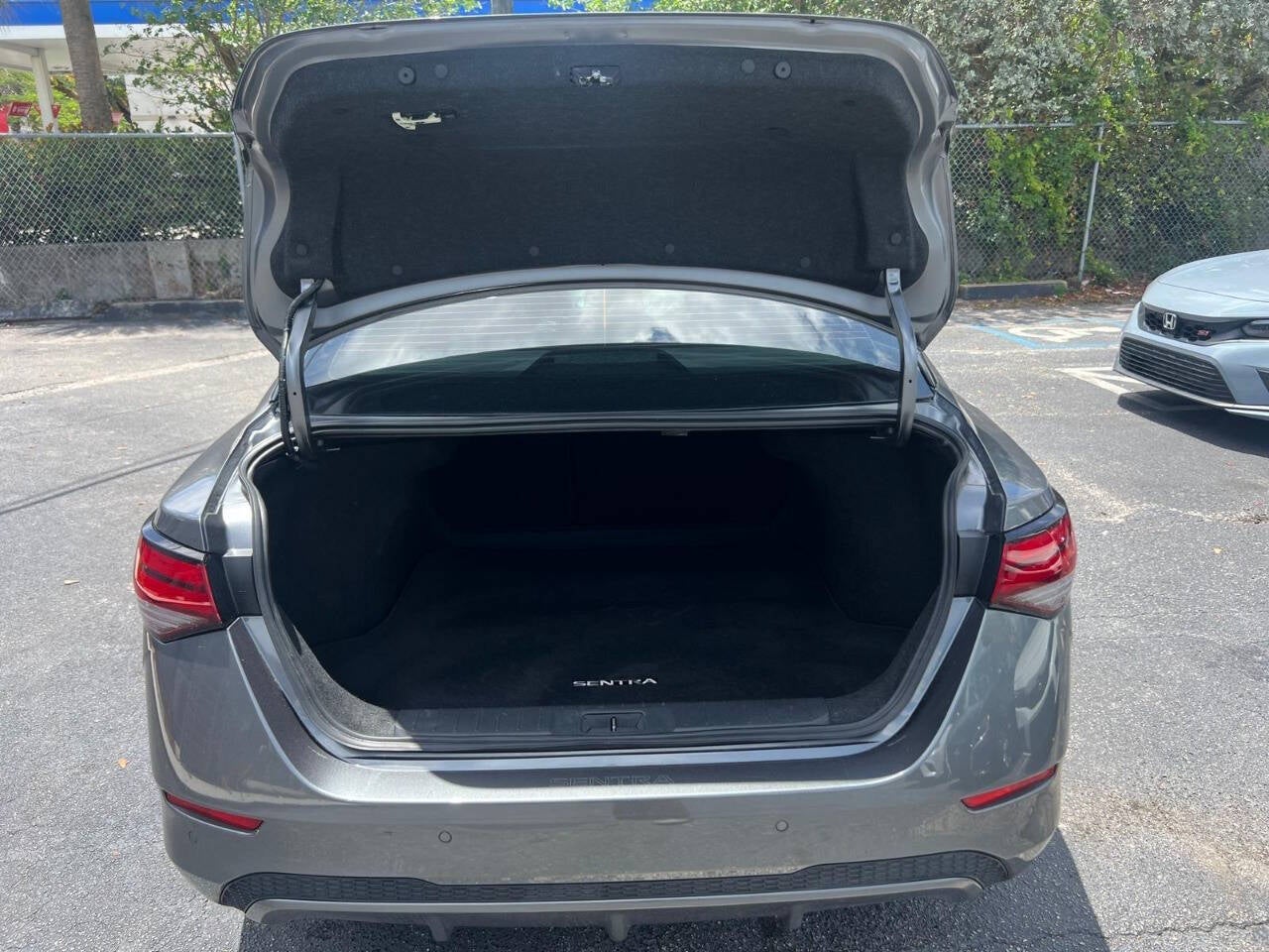 2024 Nissan Sentra SV 4dr Sedan