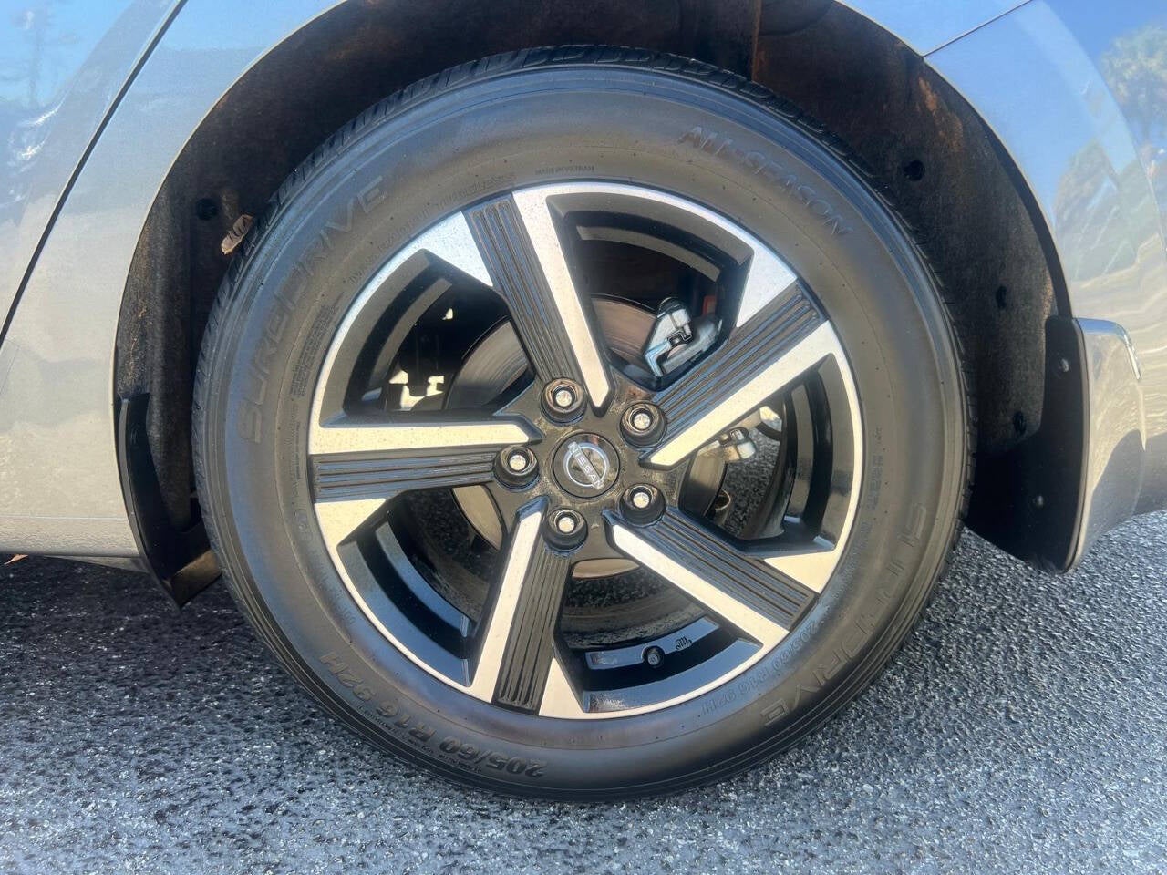 2024 Nissan Sentra SV 4dr Sedan