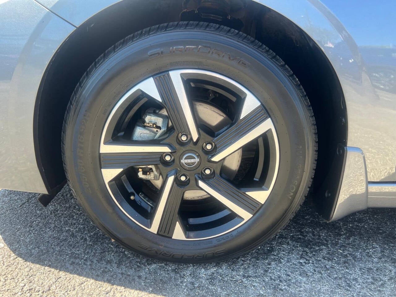 2024 Nissan Sentra SV 4dr Sedan