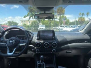 2025 Nissan Sentra SV 4dr Sedan