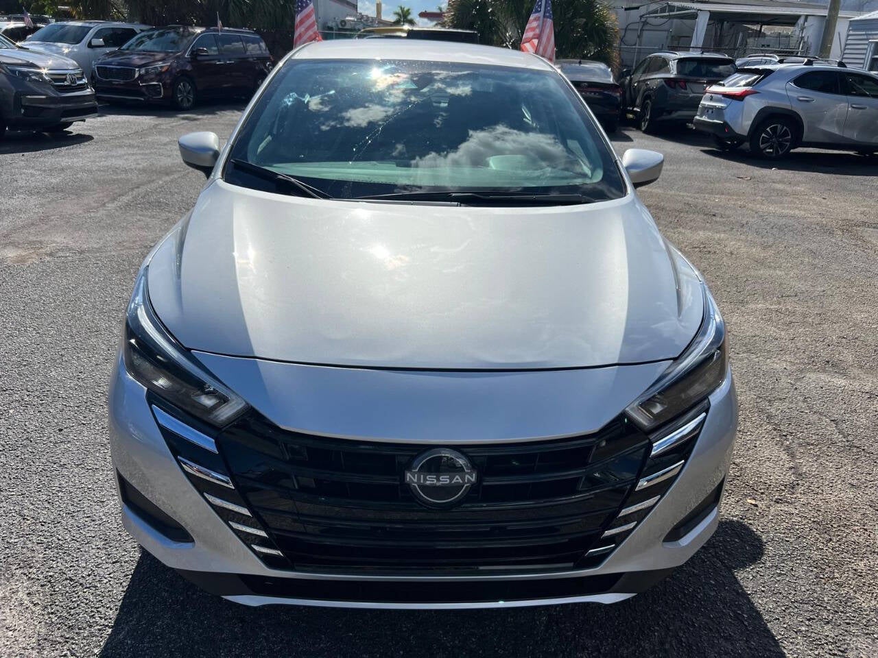 2025 Nissan Versa SV 4dr Sedan