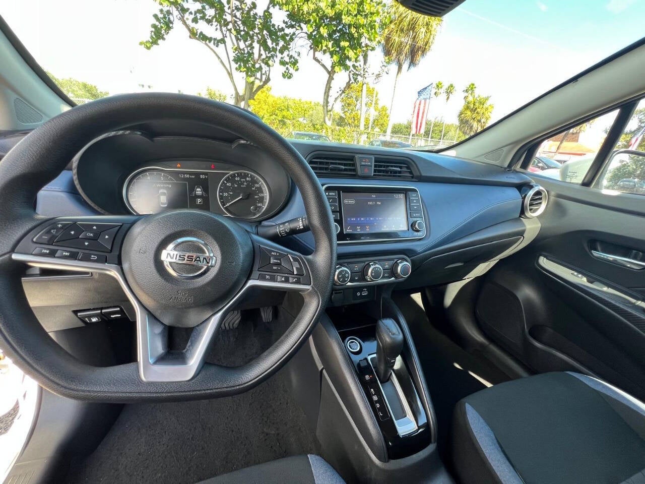 2025 Nissan Versa SV 4dr Sedan