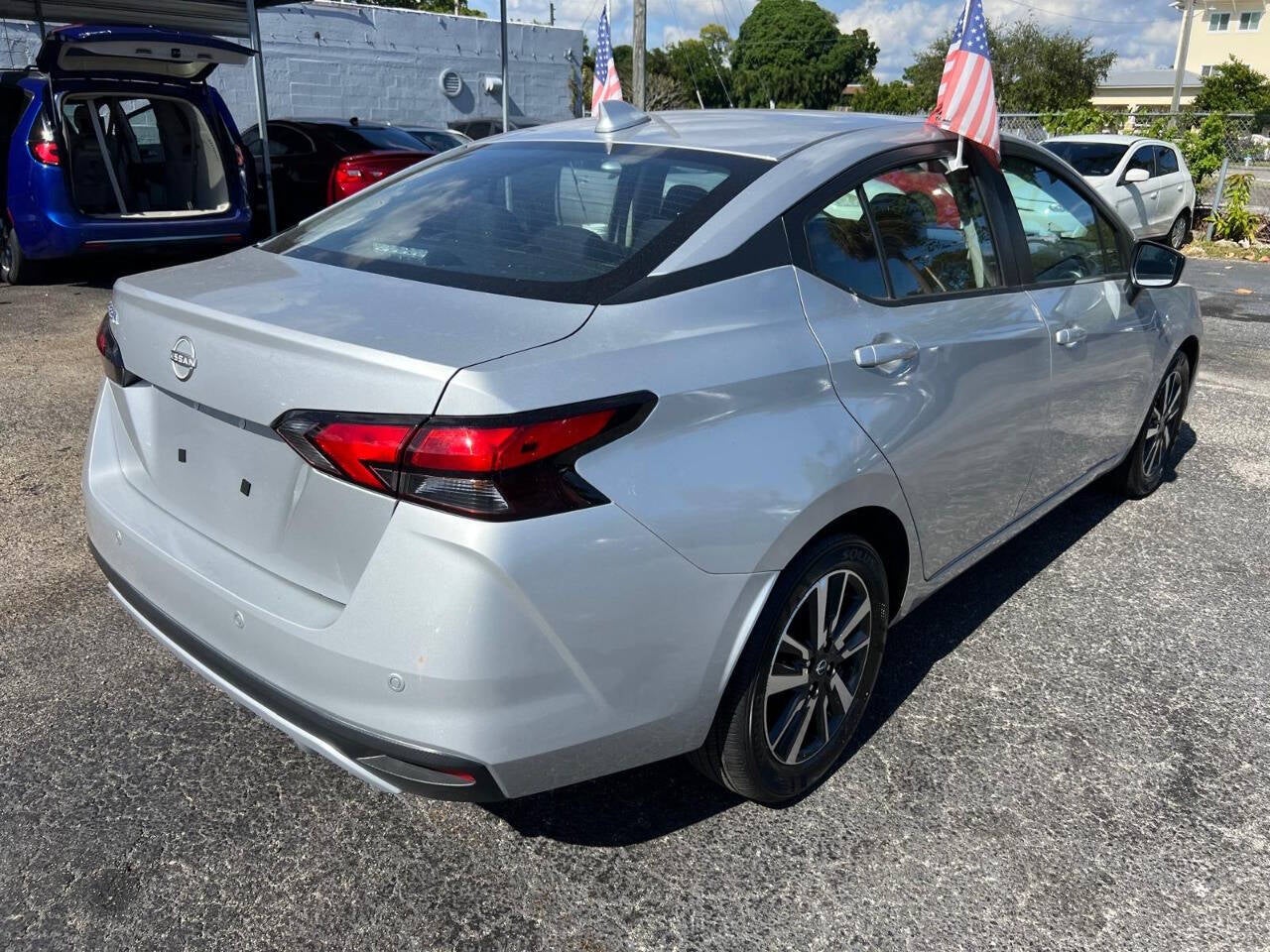 2025 Nissan Versa SV 4dr Sedan