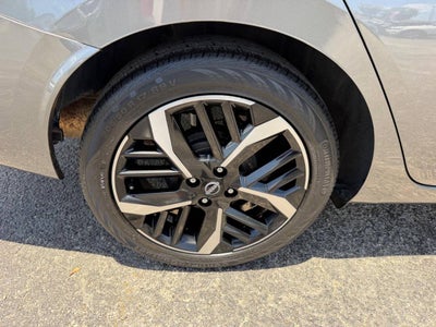 2024 Nissan Versa SR 4dr Sedan