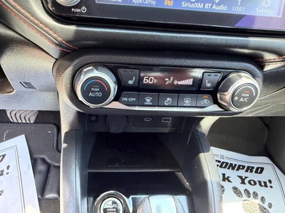 2024 Nissan Versa SR 4dr Sedan