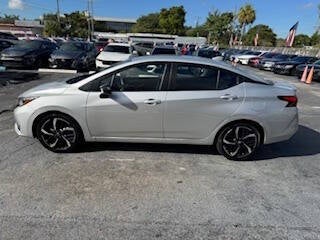 2024 Nissan Versa SR 4dr Sedan