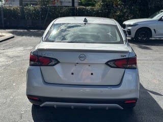 2024 Nissan Versa SR 4dr Sedan