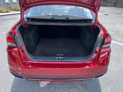 2025 Nissan Versa SR 4dr Sedan